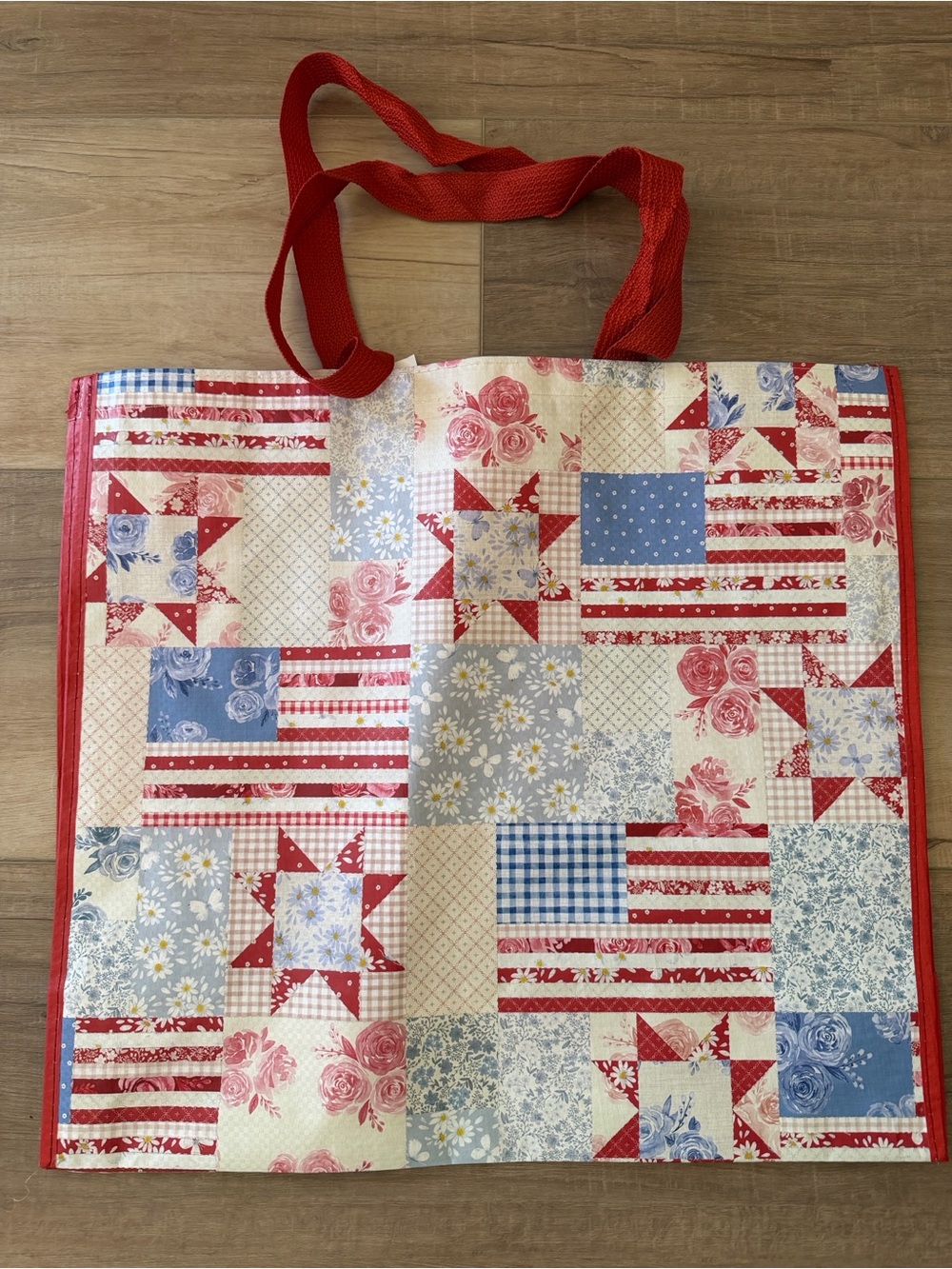 Patriotic floral patchwork print reusable tote bag